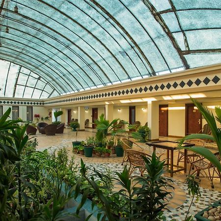 Hotel The Grand Regency Rajkot Exterior foto