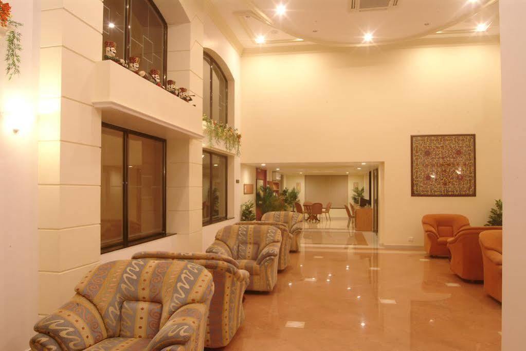 Hotel The Grand Regency Rajkot Exterior foto